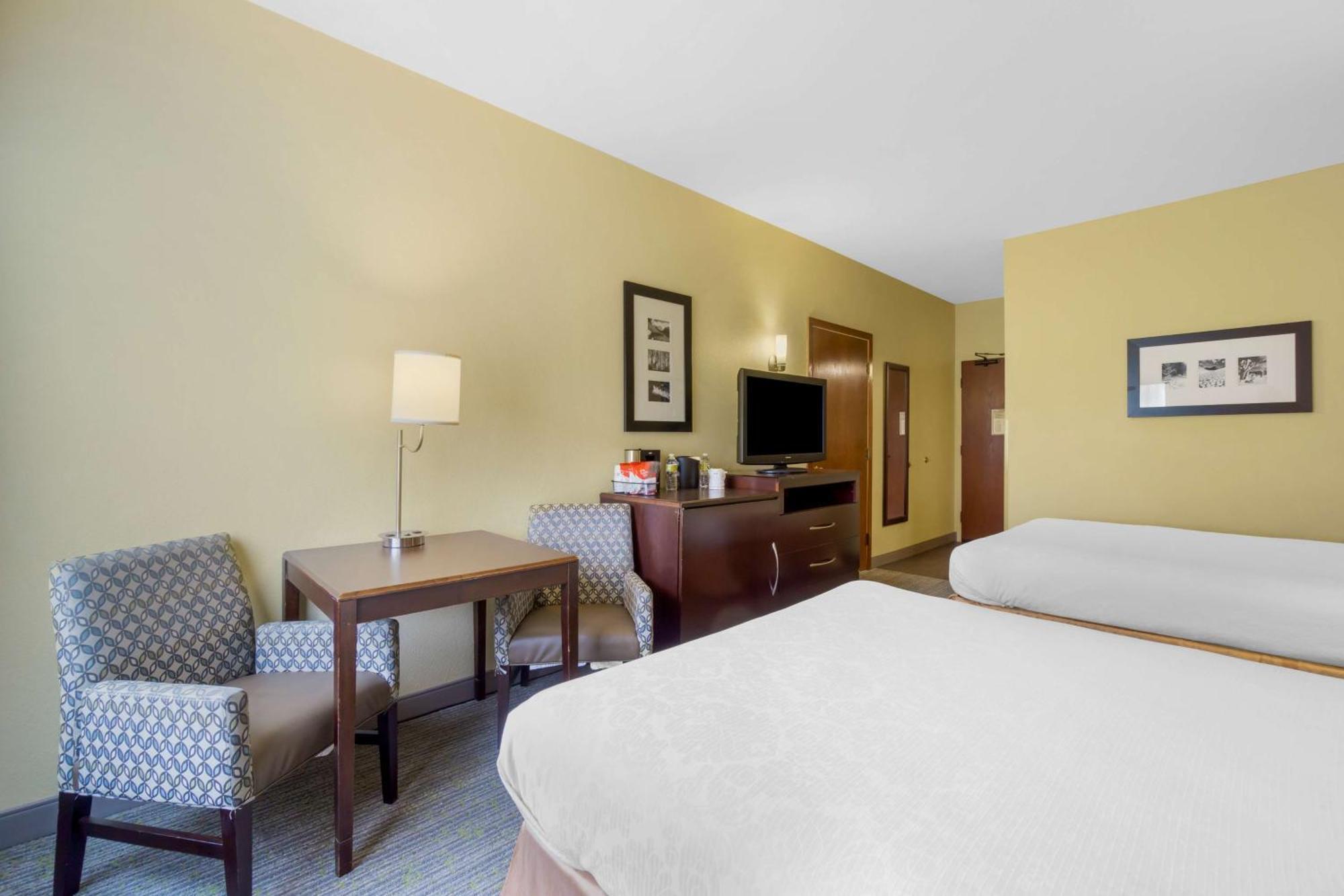 เบสต์ เวสเทิร์น พลัส พลาซา บาย เดอะ กรีน Hotel เคนท์ ภายนอก รูปภาพ