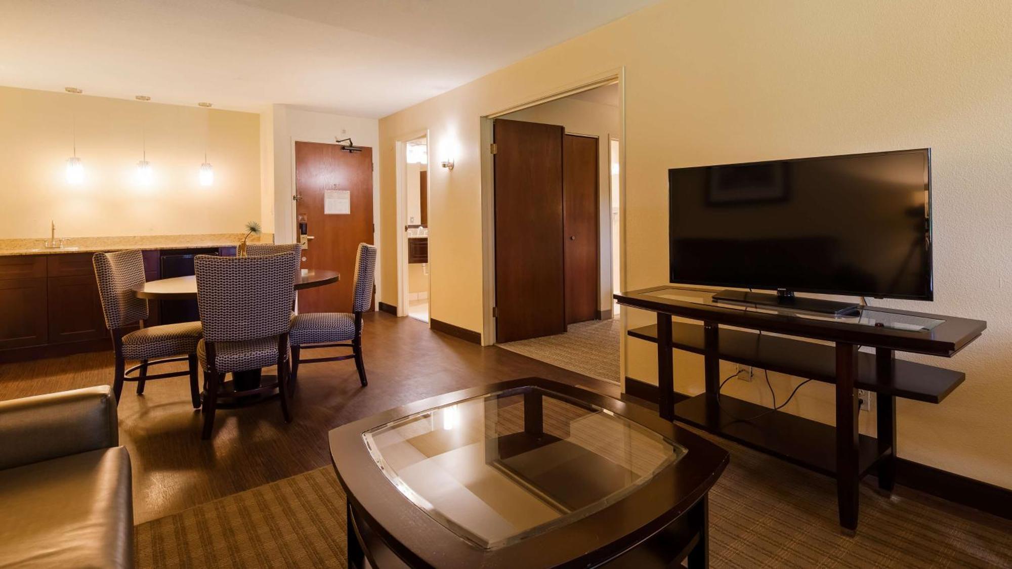 เบสต์ เวสเทิร์น พลัส พลาซา บาย เดอะ กรีน Hotel เคนท์ ภายนอก รูปภาพ