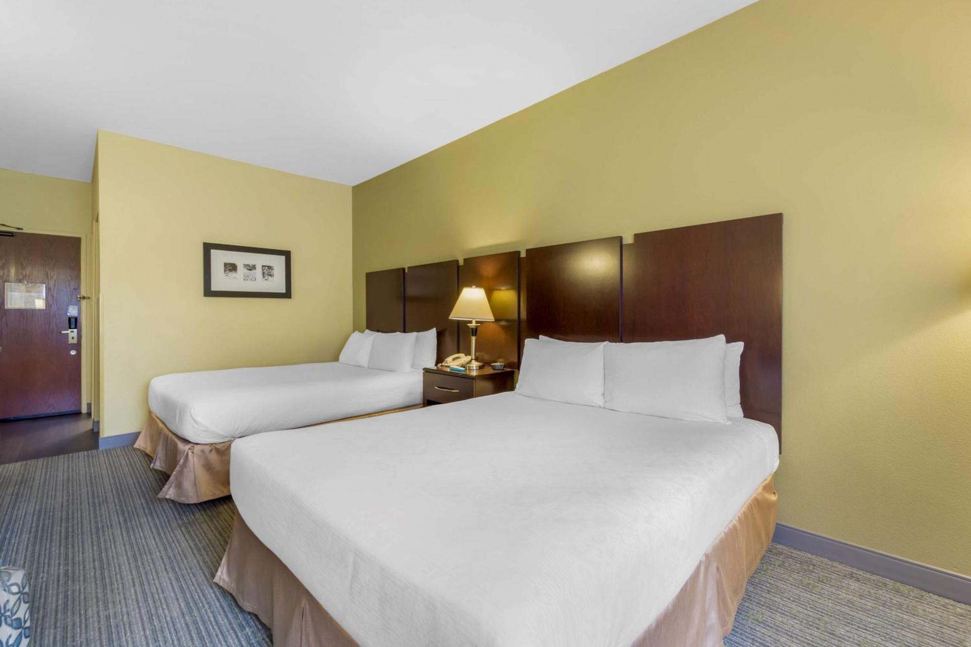เบสต์ เวสเทิร์น พลัส พลาซา บาย เดอะ กรีน Hotel เคนท์ ภายนอก รูปภาพ